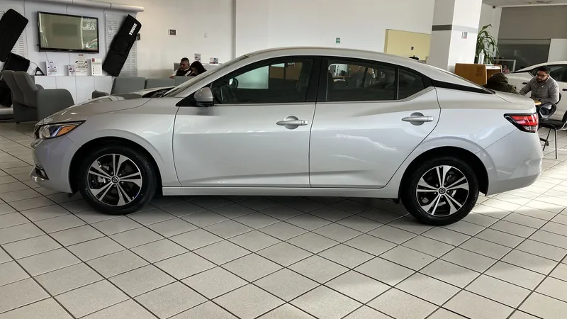 Nissan Sentra 2023