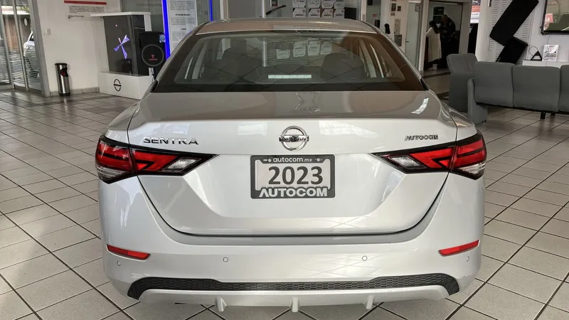 Nissan Sentra 2023
