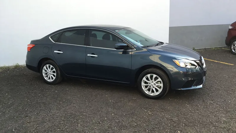 Nissan Sentra 2018