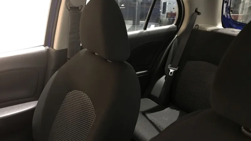 Nissan March 2020