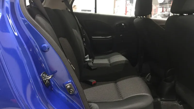 Nissan March 2020