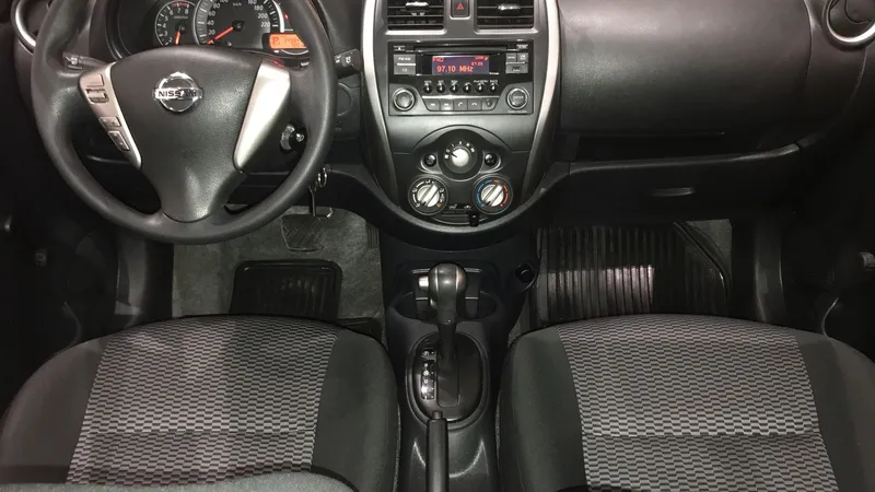 Nissan March 2020
