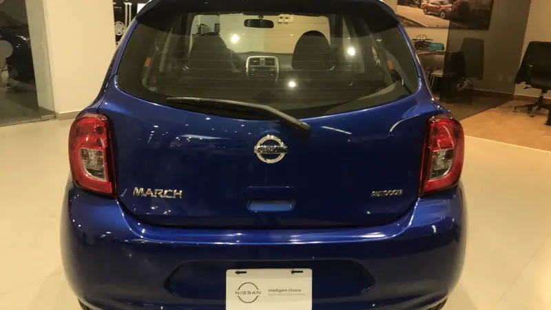 Nissan March 2020