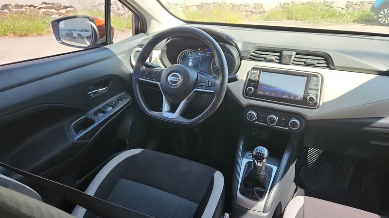 Nissan Versa 2022