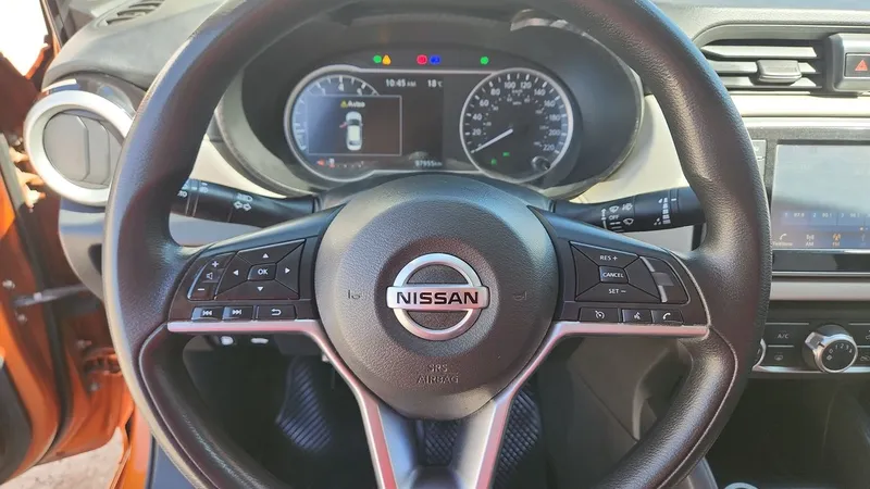 Nissan Versa 2022