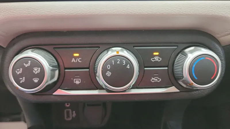 Nissan Versa 2022