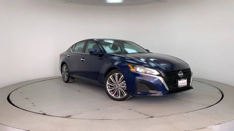 Nissan Altima 2024