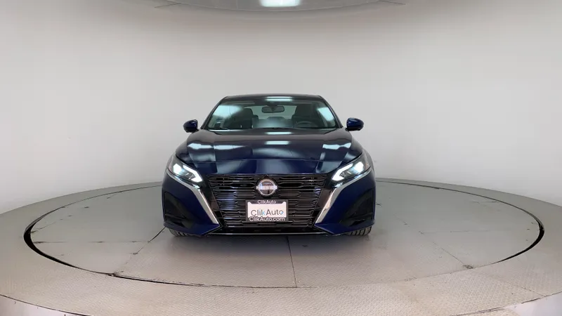 Nissan Altima 2024
