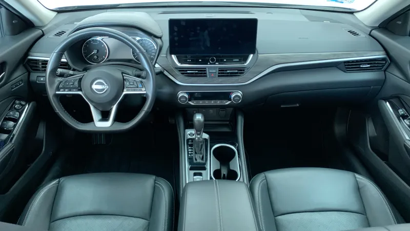 Nissan Altima 2024