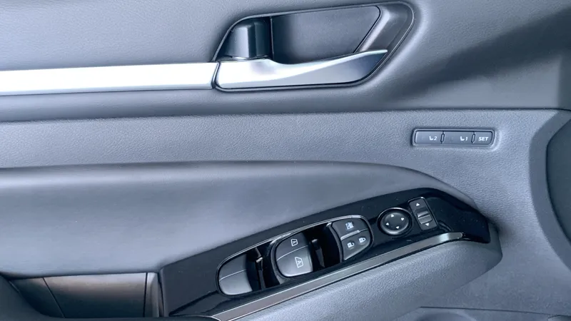 Nissan Altima 2024