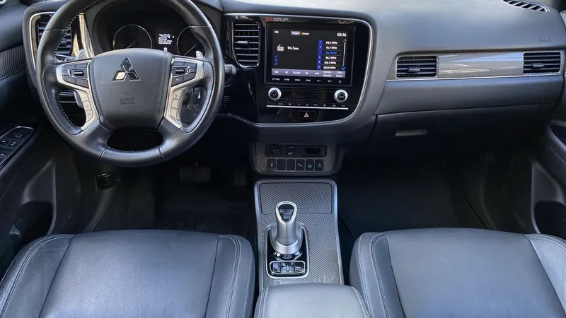 Mitsubishi Outlander 2022