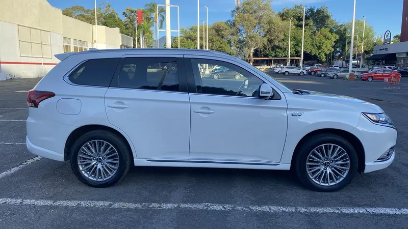 Mitsubishi Outlander 2022