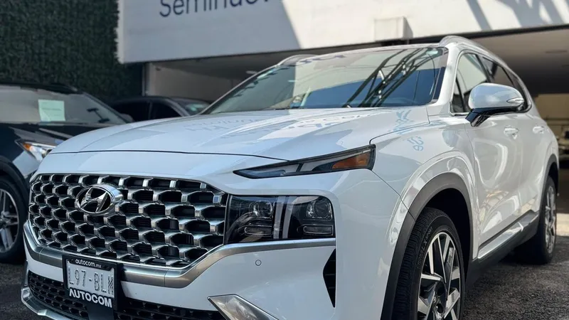 Hyundai Santa Fe 2023