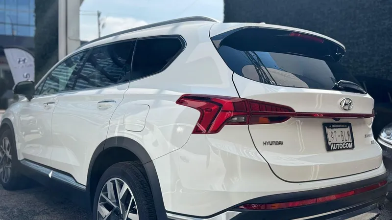 Hyundai Santa Fe 2023