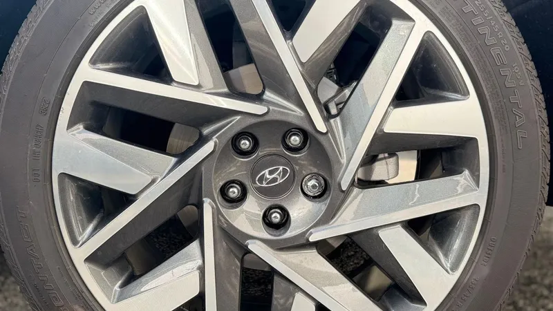 Hyundai Santa Fe 2023