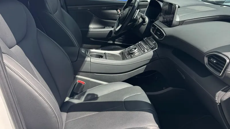 Hyundai Santa Fe 2023