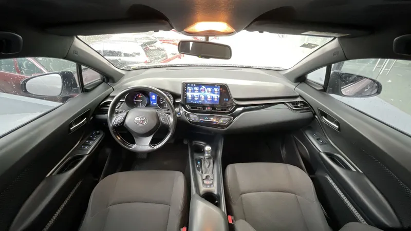 Toyota C-hr 2019