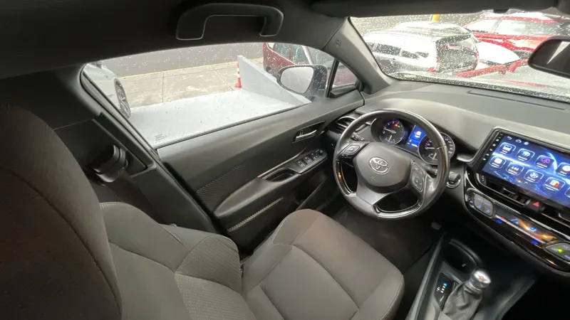 Toyota C-hr 2019