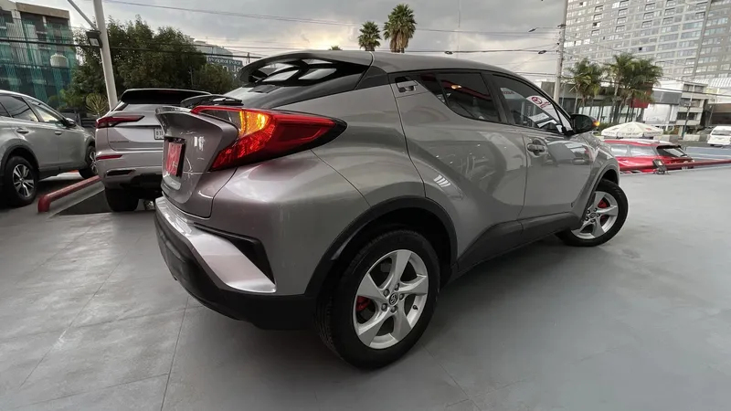 Toyota C-hr 2019