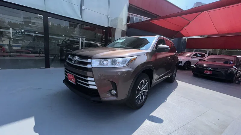 Toyota Highlander 2018
