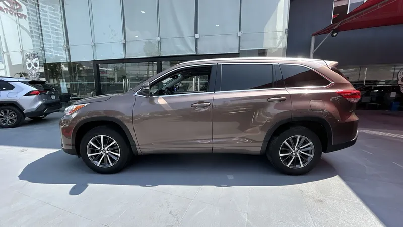 Toyota Highlander 2018