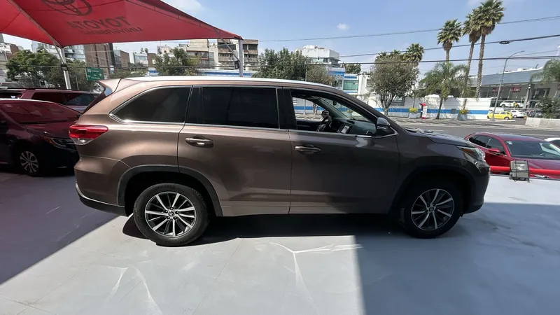 Toyota Highlander 2018