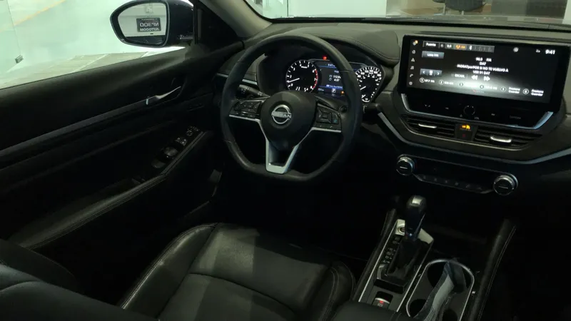 Nissan Altima 2024