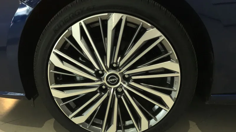 Nissan Altima 2024