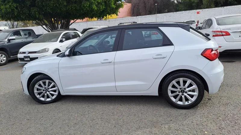 Audi A1 2021