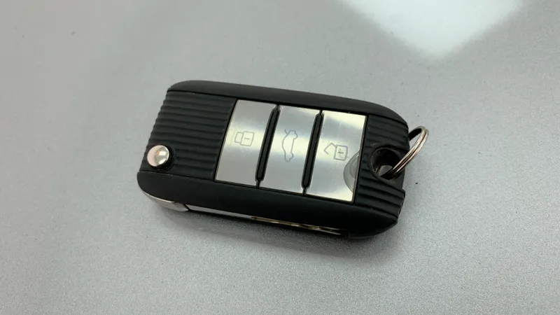 Mg Mg5 2023