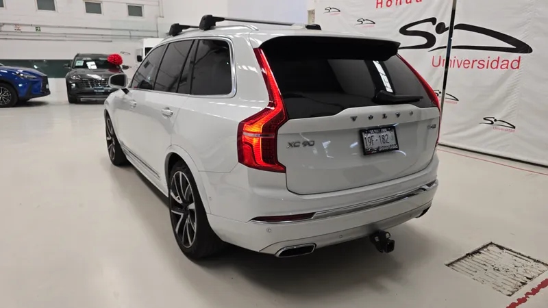Volvo Xc90 2020