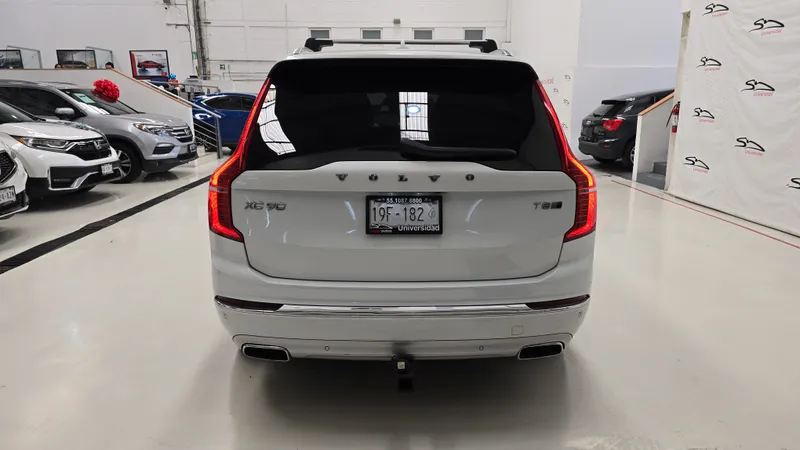 Volvo Xc90 2020