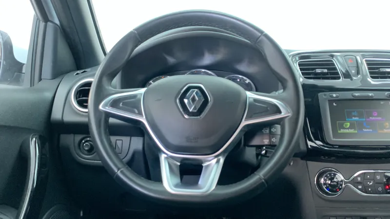 Renault Logan 2023