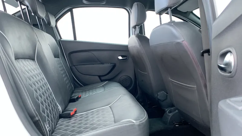 Renault Logan 2023