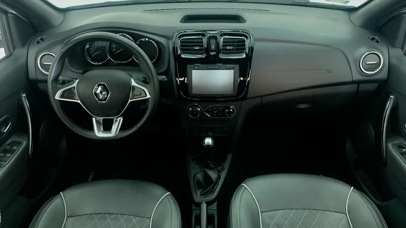 Renault Logan 2023
