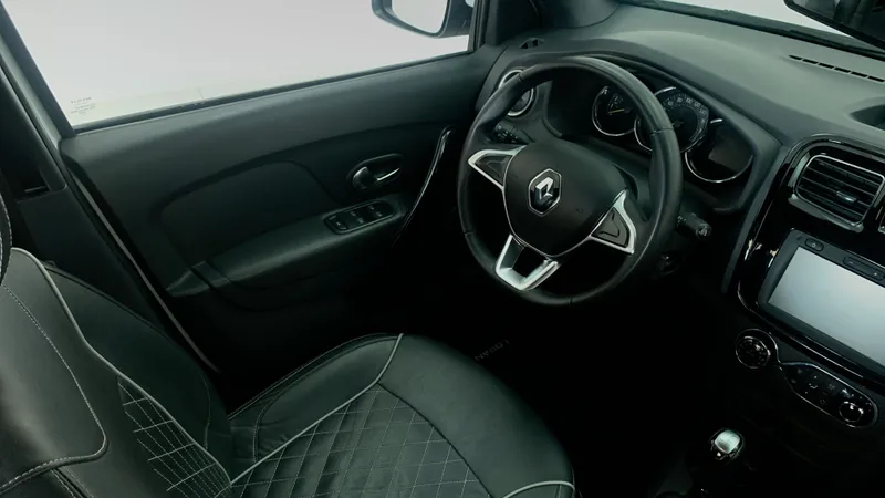 Renault Logan 2023