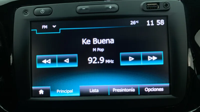 Renault Logan 2023