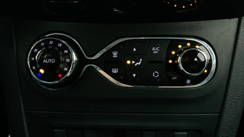 Renault Logan 2023