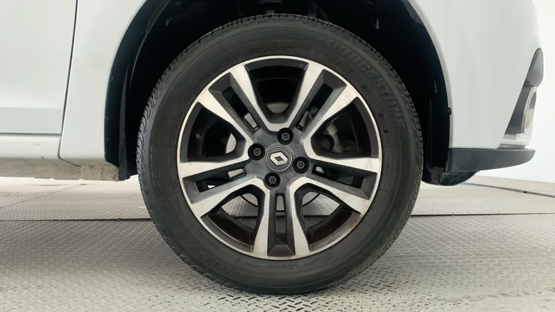 Renault Logan 2023