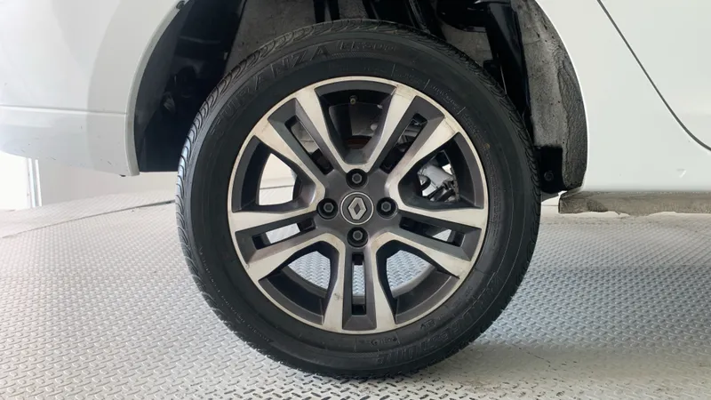 Renault Logan 2023