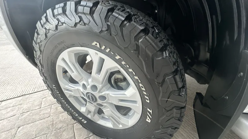Nissan Frontier 2023