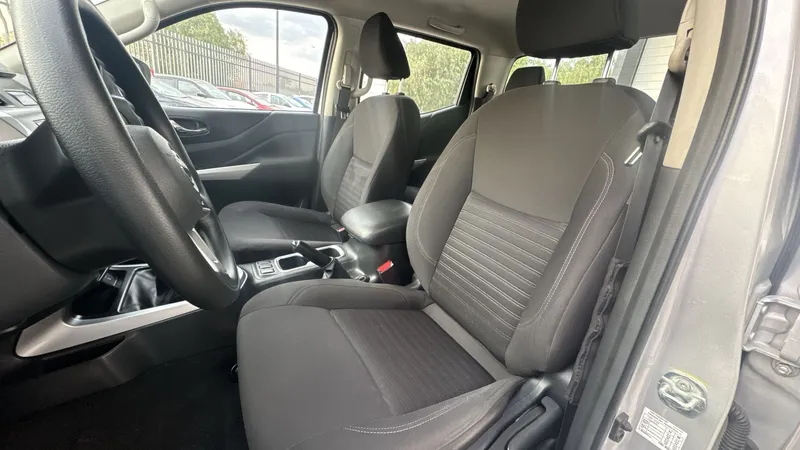 Nissan Frontier 2023