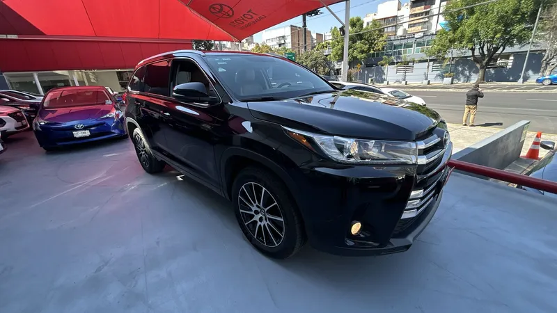Toyota Highlander 2018