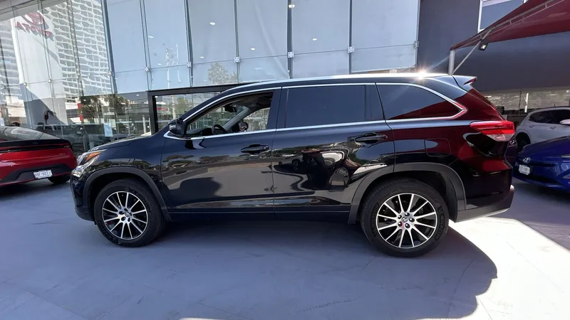 Toyota Highlander 2018