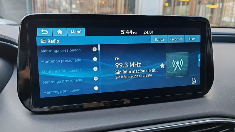 Hyundai Santa Fe 2024