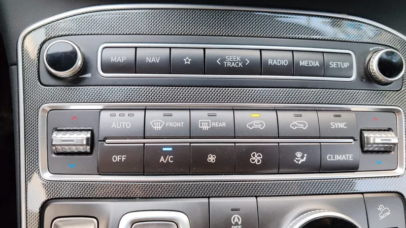 Hyundai Santa Fe 2024