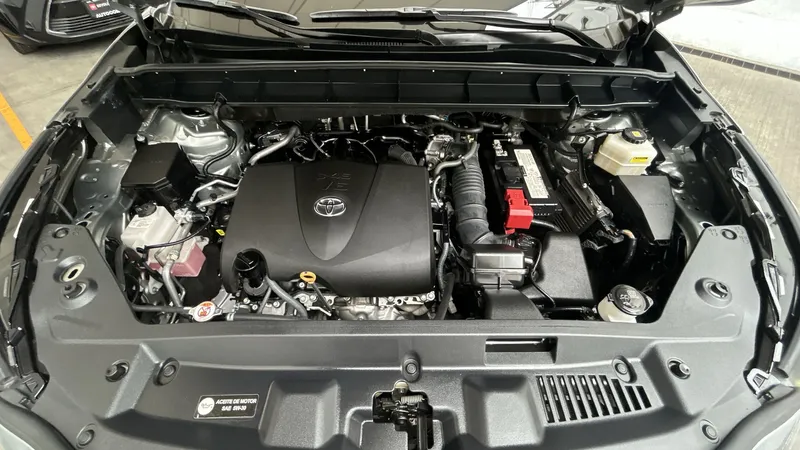Toyota Highlander 2021
