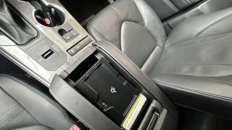 Toyota Highlander 2021