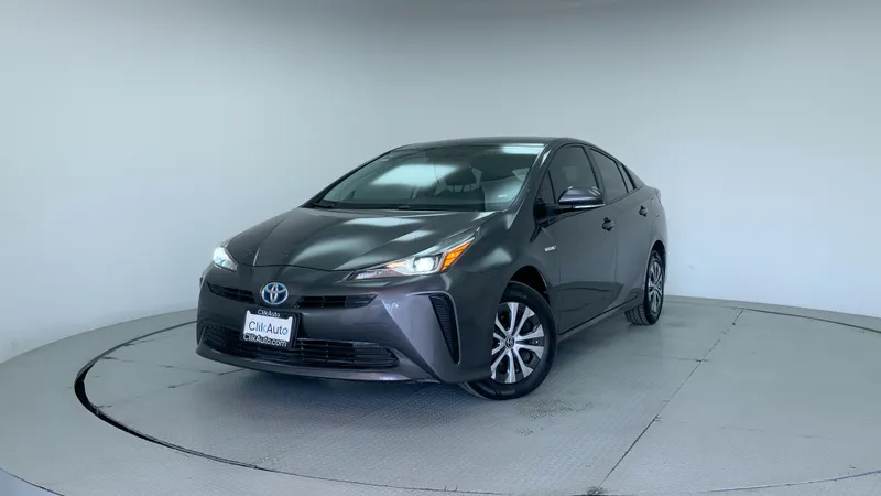 Toyota Prius 2021