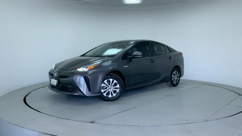 Toyota Prius 2021